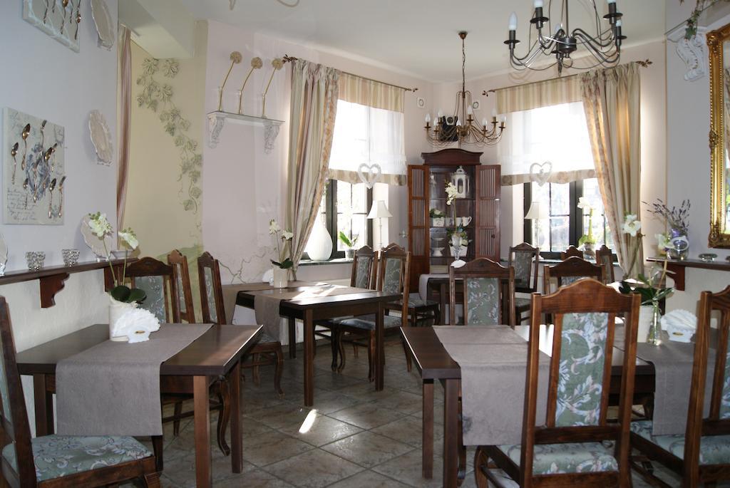 Magnat Hotel Restauracja Brodnica  Exterior photo